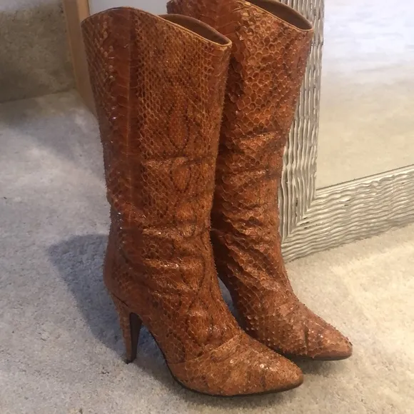 BIONDINI VINTAGE 80s SNAKE SKIN BOOTS…RARE!