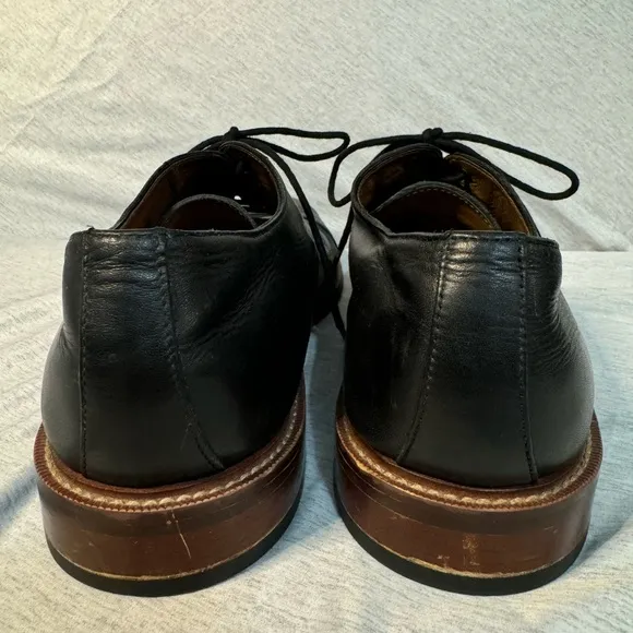 BLAKE MCKAY Cap-toe lace-up leather dress shoes, Size 11, GUC