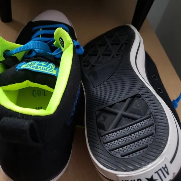 BNWoT CTAS City Street Black Volt Yellow Lime mid top kicks (12M: 14W)