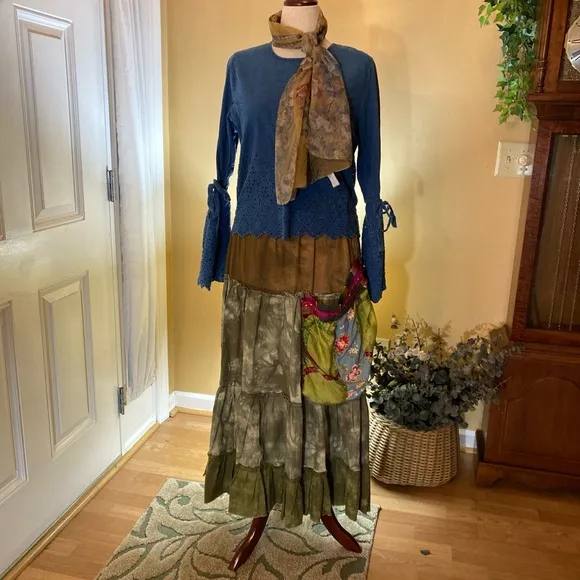Boho Cottage handmade skirt, women’s size Large