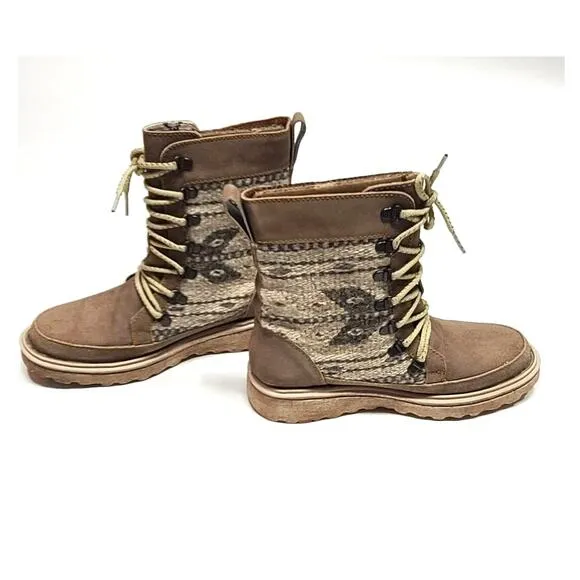 Born Oriana taupe birch fabric combo boots women's size 7.5