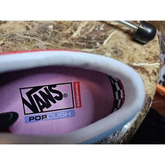 Brand New Vans Men's Off The Wall Skateboard  Shoes Size 8. 012