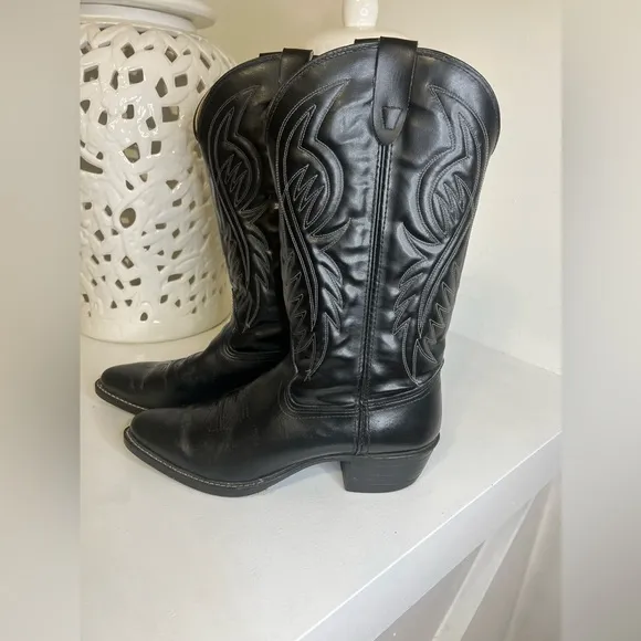 BRONCO  black  cowboy boots all man made materials 5283  size 9