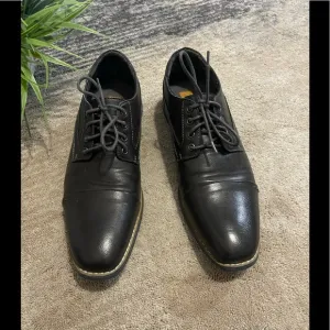 Bullboxer Men’s black dress shoes