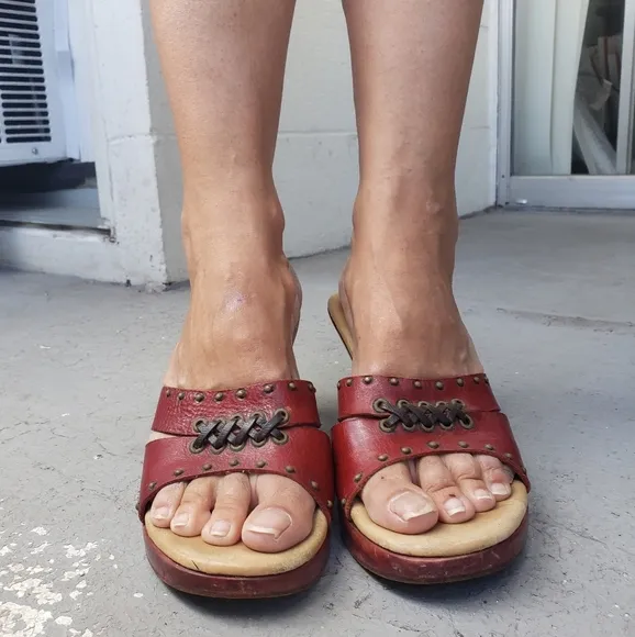 Calleen Cordero red Leather boho Wood Slides Heels studded lace up sandals 9
