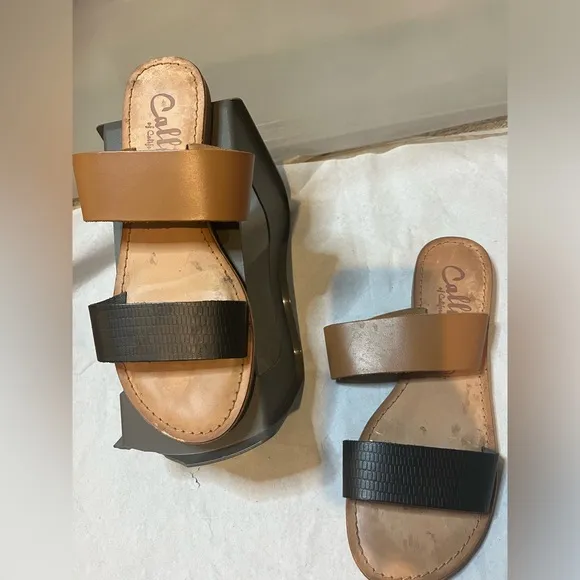 Callisto of California 2 Black Tan Banded Minimalistic LeatherFlat Sandals Sz 9