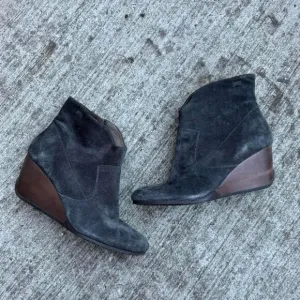 Camper Suede Boots Women's Size 38 Gray Ankle Wedge Leather Like New Indie‎