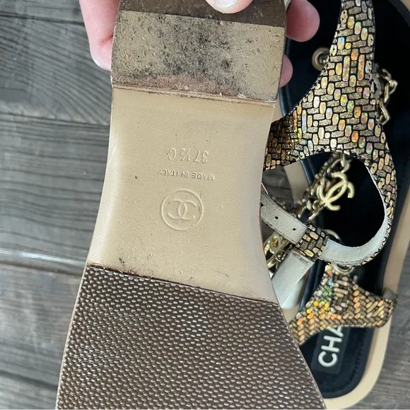 CHANEL fantasy goatskin suede CC thing sandal 37 1/2 gold and black