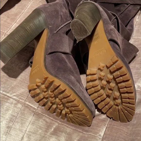 Chloe Grey Suede Boots Size 7