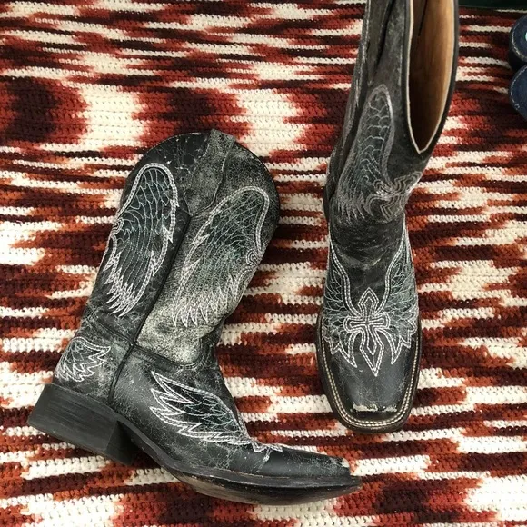 Circle G by Corral Women Western Cowboy Boots Angel Wings Cross Leather Snip Toe