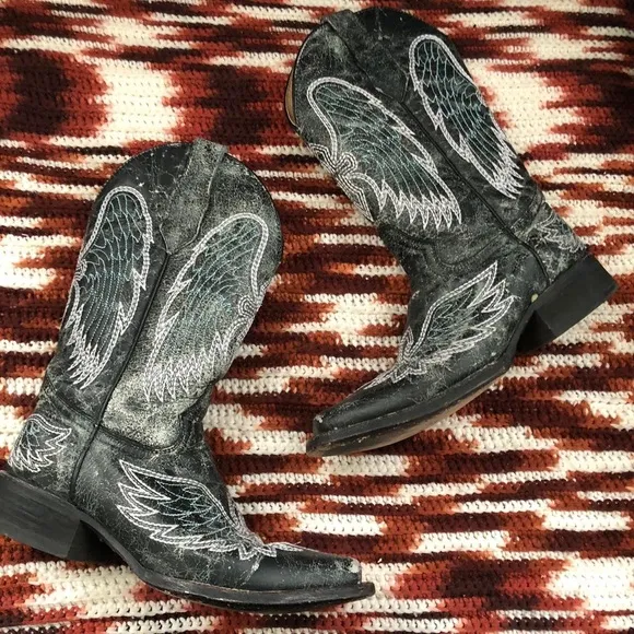 Circle G by Corral Women Western Cowboy Boots Angel Wings Cross Leather Snip Toe