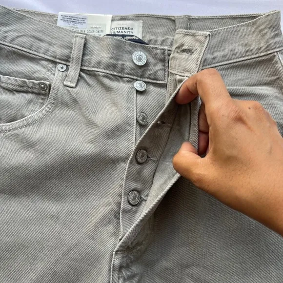 Citizens of Humanity Barrel Leg Jeans Frayed Hem High Waist Gray Size 24