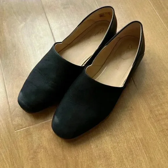 Clarks Women’s Pure Tone Shoe, Black, Mules/Leather Loafers, Size 7