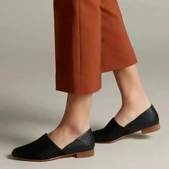 Clarks Women’s Pure Tone Shoe, Black, Mules/Leather Loafers, Size 7