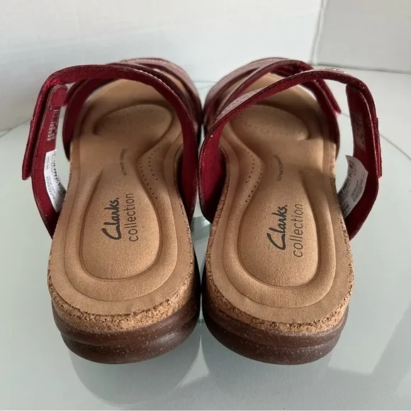 Clarks - Women’s Roseville Bay Leather Sandal - Red Leather. Size: 9 M (US). NIB