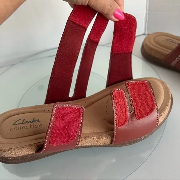 Clarks - Women’s Roseville Bay Leather Sandal - Red Leather. Size: 9 M (US). NIB