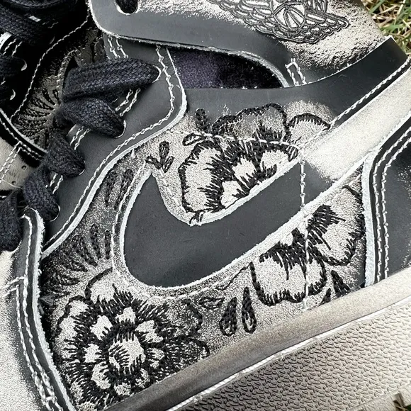 CLEAN Air Jordan 1 High Zoom “Dia De Muertos” size 5.5 Shoes