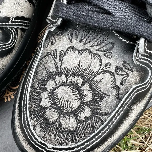 CLEAN Air Jordan 1 High Zoom “Dia De Muertos” size 5.5 Shoes