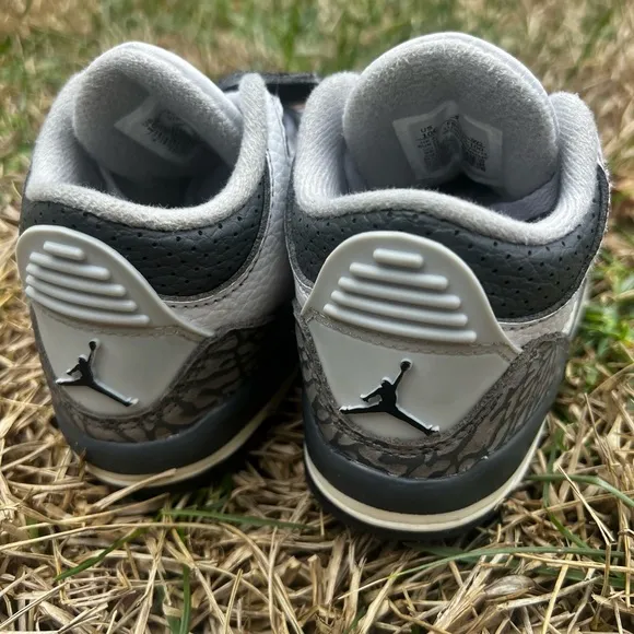 CLEAN Air Jordan 3 Elephant size 10c Toddler Hide n Sneak shoes