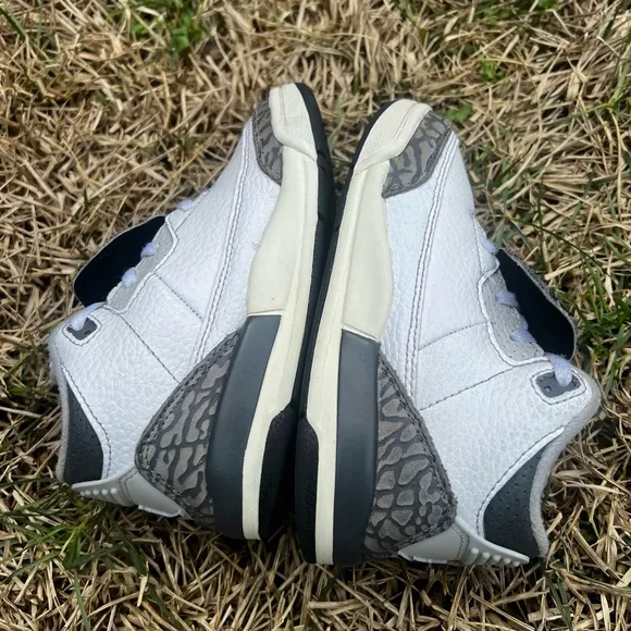 CLEAN Air Jordan 3 Elephant size 10c Toddler Hide n Sneak shoes