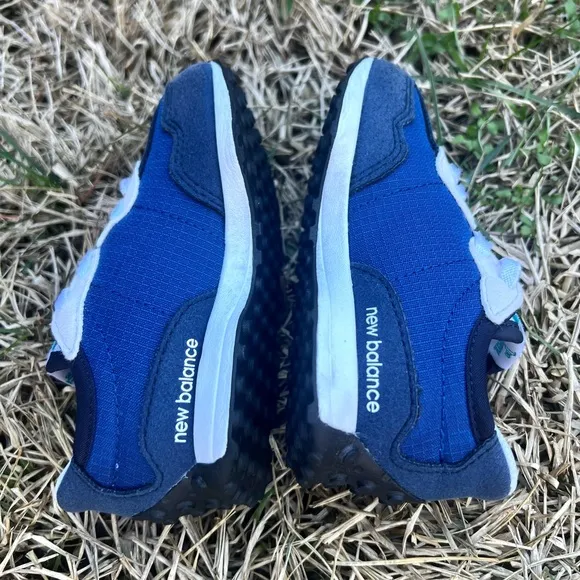CLEAN New Balance 327 size 8c Toddler Blue Purple Shoes