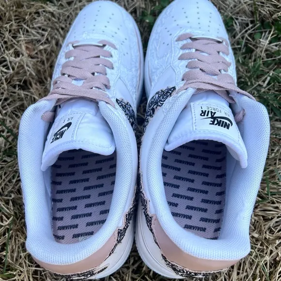 CLEAN Nike size 10.5 Mens Air Force 1 Low Doernbecher 2019 shoes