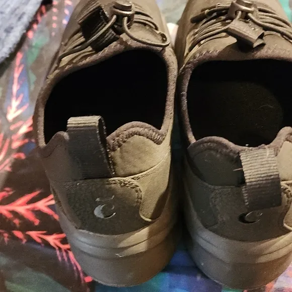 CLOVE NURSING SHOES WOMENS 9 Black Womens Casual Shoes LIGHT PREOWNED