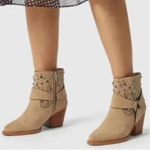 COACH  Western Pia Studded Festival Suede Ankle Boots Size 8