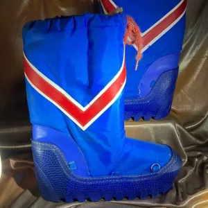 COBALT blue vintage moon boots. Size 9-10. Red white stripes. B13