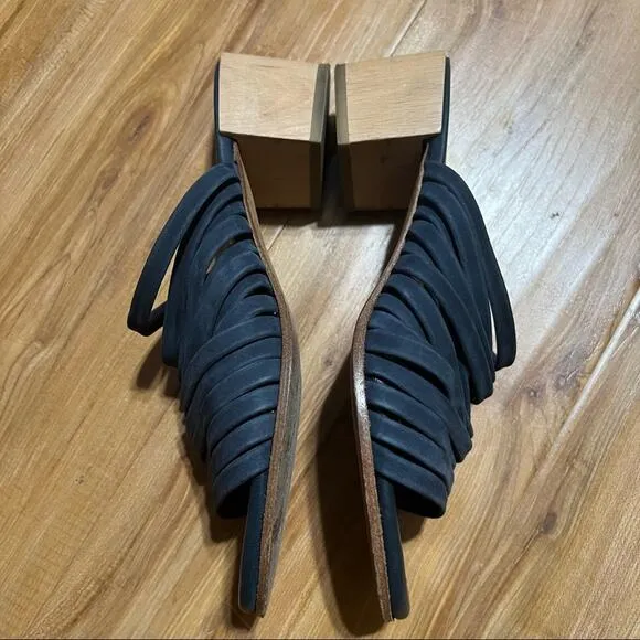 Coclico Suede Mule Sandal