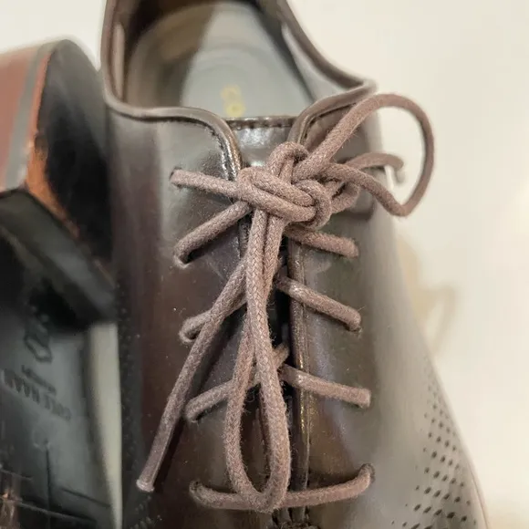 Cole Haan Leather Perforated Laceup Hard Bottom Mens Dress Shoes