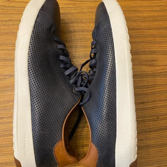 Cole Haan Mens Grandpro Perforated Tennis Sneaker Sz 10.5