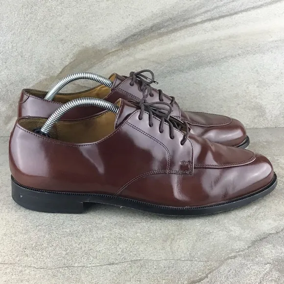 Cole Haan Men’s Lace-up Oxford Dress Shoe in Mahogany size 10.5