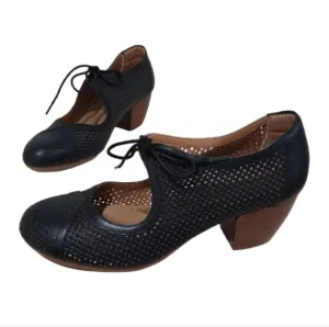 Comfortiva Almyra II Pump Booties Size 8 Black Heeled Oxford Shoes Perforated
