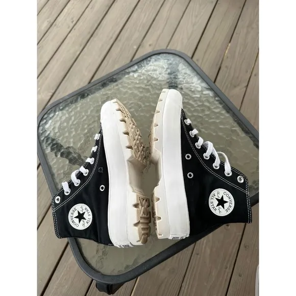 Converse Chuck Taylor All Star Lugged High Top Black Sneakers woman's Size 5.5