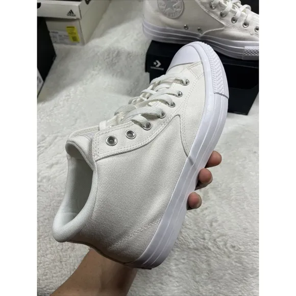 Converse CTAS Malden Street Mid Top Vintage White Sneakers Mens 11.5 Womens 13.5