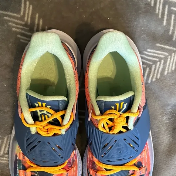COPY - Kyrie low 3 Tie Die 11 1/2
