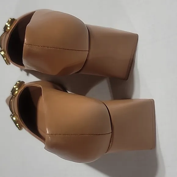 COPY - ZARA BROWN GOLD BUCKLE BLOCK HEELS  POINTED TOE MINIMALIST DRESS SLIP ON…