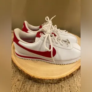 Cortez Basic SL GS Big Kids Shoes Retro White Blue Red 904764-101 Kids 3.5Y New
