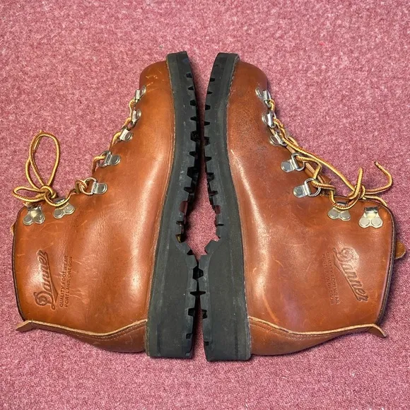 Danner Mountain Light Vintage Boots