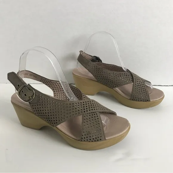 Dansko Jacinda Chestnut Nubuck Leather Perforated Slingback Clog Sandals Sz 39