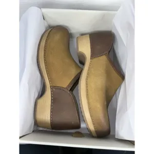 Dansko Women's Brenna Slip-On Clog - Tan Burnished Suede EU 40  US 9.5-10