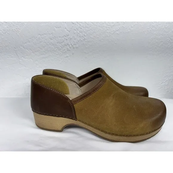 Dansko Women's Brenna Slip-On Clog - Tan Burnished Suede EU 40  US 9.5-10