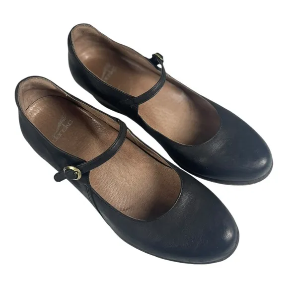 Dansko Women’s Loralie Black Leather Wedge Mary Jane Shoes