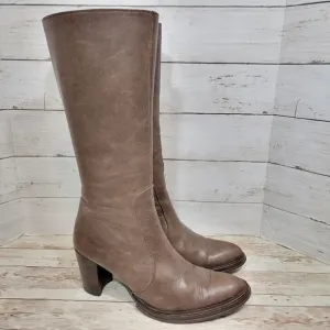 Destroy vintage brown heeled tall boots
