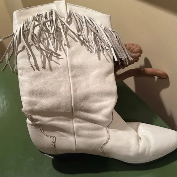 Dingo Vintage white boots