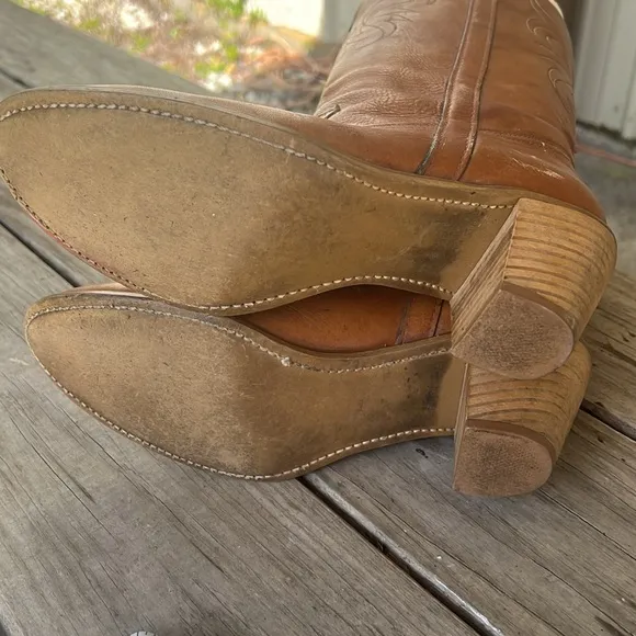 Dingo Women’s 7.5 Cowboy Boots Tan Leather Embroidered Western Tall Heeled