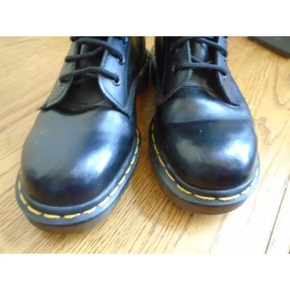 Doc Marten tall 14 hole black vintage 1914 / 59 boot US 9 woman's men's size 8