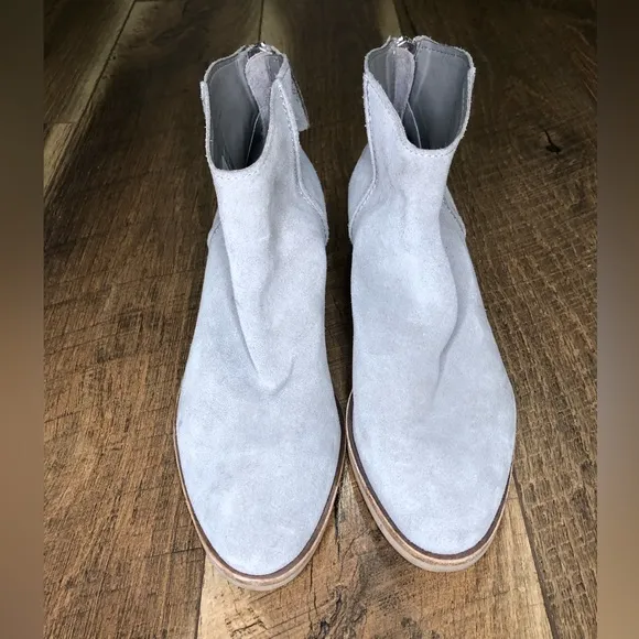 Dolce Vita Grey Cushioned Almond Toe Stacked Heel Zip Up Leather Boots Size 8