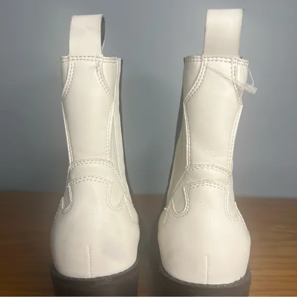 Dolce Vita Jaklin Boots 7.5M Black White Western Block Heel Booties boho